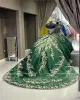 Luxury Emerald Green Quinceanera klänningar med guldspetsapplikationer Kristaller Tär med 16 fest födelsedagsklänning för flickor 2024 Lace-up Sweetheart Neck Princess Vestidos