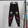 Pantalon de deux pièces pour femmes, mode coréenne, fleurs brodées, survêtements tricotés, tenues pour femmes, ample, noir, gris, blanc, pull en tricot, ensemble de crayons