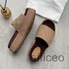 2024Womens Fashion Pantoufles Brodées Toile Designer Slides Slip sur Slipper Girls 60mm Slipper couvert sandales à plate-forme taille 35-45