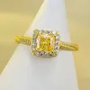 Klusterringar 925 Silver 5 Sugar Yellow Diamond High Carbon European och American Cross Border Ring Wholesale