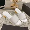 Designer Sandals Silders tofflor Womens Heels Slipper Mule Shoes New Velor Chunky Heel Tisters Flip Flops Casual Fashion Woven Embroidered Metal Letter