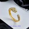 Bracelet de créateur de luxe populaire de pneus de voiture Bracelet animal en bronze australien micro serti de zircon plaqué avec léopard en or 18 carats femelle ont une boîte d'origine