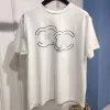 Bayan Erkek Tasarımcıları T-Shirts Lüks Kadınlar Tişört Kadın Tişört Yaz Tee Pamuk Moda Mektup Baskı Kısa Kollu Lady Tees Casual Giyim Üstleri Giyim XS-5XL