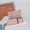 مصمم العلامة التجارية Glitter Patchwork Mini Crossbody Wallets حامل البطاقة 3pcs مجموعات 3 في واحد في عباد الشمس الكتف محافظ حقائب التسوق محافظ حقائب اليد 5616