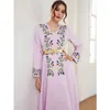 Etniska kläder vintage kvinnor abayas muslimska smala boho broderi v-hals klänning kaftan party lång klänning bälte vestidos islam kalkonklänningar