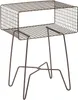 mDesign Table d'appoint industrielle moderne avec étagère de rangement, table d'appoint minimale en métal à 2 niveaux, grille en cage métallique – Meuble d'appoint pour salon, chambre à coucher