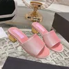 Designer Sandals Sildes Slippers Womens Heels Slipper Mule Shoes New Velour Chunky Heel Slippers Flip Flops Casual Fashion Woven Embroidered Metal Letter