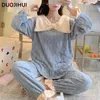 Vêtements de nuit pour femmes Duojihui Blanc Sweet Chicly Bow Casual Home Pyjamas pour femmes Mode Épais Chaud Flanelle Pure Couleur Lâche Femelle Ensemble