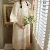 Women's Royal Style Sleepwear Cream-colored Princess Sleepshirts Vintage Ladies Girl's Long Sleeve Lace Nightgowns Nightdress 240104