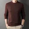 Winter men's round neck thick sweater knitted brushed solid color long sleeved casual warm jacket 240104