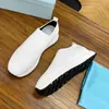 2024 جديد Sock Shoe Men Women SPEED Runer Runner Runner Materialgle Downtown Comport Skatboard Walking Slip-Onloafes Lazy Tide Shoe