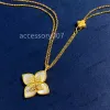 designer jewelry necklace New Arrive Long Four Leaf Clover Pendant Sweater Chain Necklaces Designer Jewelry Gold Sier Mother of Pearl Green Flower Necklace