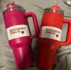 US STOCK 40oz Quencher Tumblers Roze Cosmo Parada Flamingo RVS Valentijnsdag Geschenkbekers met siliconen handvat Deksel en rietje 2e generatie Automokken 0104