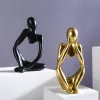 Estátuas decorativas para sala de estar escultura abstrata ouro nordic resina estante ornamentos casa moderno acessório desktop thinke zz