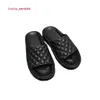 Sandali firmati da uomo Botteg Venetas Pantofole in pelle imbottite unisex 2024 Primavera Nuovo b Famiglia Diamante Checker Casual Suola spessa Ricamo elettrico in rilievo su HBP4