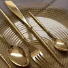 20 pçs conjunto de louça estilo ocidental faca garfo e colher mesa luz luxo ouro martelado padrão talheres 240105
