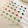 Trend fashion versatile jewelry good nice Van 2024 Lucky Grass Bracelet Womens Five Flower Light Luxury and Unique Colors Gifts to Best Friend With Box Jun 422X