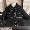 Jackor Autumn and Winter Classic Girls 'Suit Thighted Western Style Fashion Cotton kappa kjol Tvådelat set