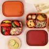 Bento Kutular Silikon Yeniden Kullanılabilir Bento Kutu Kapaklı Öğle Yemeği Konteyneri Yetişkinler Sızdırmaya Maşalı Atıştırmalık Kum Yemek Depolama Tablosu BPA-Free YQ240105