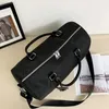 Taschen P Designer Duffel Bag Luxushandtaschen für Frauen Männer Fitnessstücken Sport Travel Shouder Crossbody Tasche große Kapazität Gepäckbeutel FASHIO FASHIO