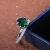 Anneaux de mariage Bague de conception de mode Big Square Sky Green Stone pour femmes Bijoux Cadeau de fiançailles Luxe incrusté