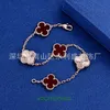 Bracelet de créateur Clover VAN Brand Fanjia Four Leaf Grass High Edition Red Agate Room Laser Piece Cinq Fleurs Bracelet Plaqué avec Rose 18K Avec Boîte