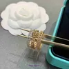 Top original Tifannissm Women's Ring online shop V gold t home narrow true ring high quality carved 18k rose back T shaped full diamond couple Have Original Box