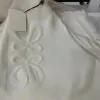 Pull de créateur femmes blanc mince tricot Sweaters24ss nouvelles femmes automne à la mode à manches longues haut haut de gamme mince pull manteau