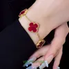Bracelets de créateurs Van Clover Bracelet Véritable Or Plaqué Quatre Pétale Fleur Zircon Fritillaria Ins Lumière De Luxe Mode Haute Qualité Frais Avec Boîte