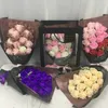 人工ローズブーケの香りの香りの石鹸花を持った手作りのクリエイティブギフトシミュレートされた花の飾り飾り240105