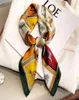 Ny 2022 Fashion Silk Square Scarf Spring Lady Foulard Pashmina Bandana Shawl Wrap Print Women Neck Hair Scarves Neckerchief Y22027276237