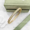 Van Lady Designer Charme Trèfle Bracelets Bord de perle personnalisé incrusté de kaléidoscope de diamant plein d'étoiles bracelet femme avec boîte