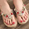 Slipare för kvinnor Rhinestone Flip Flop Elegant Designer Platform Luxury Slipper Söta kilsandaler