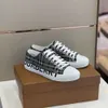 Luxe merk Casual schoenen platte buitenstrepen vintage sneakers dikke sole seizoen tonen merk klassieke heren schoenen