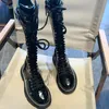 레이스 업 Knee-High Boots 여성 정품 가죽 겨울 부츠 럭셔리 디자이너 클래식 가죽 신발