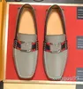 Modemän skor hög kvalitet varumärke loafers bekväma läder designer båtar skor vita män sommar casual skor mocassin plus