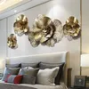 Moderno Ferro Battuto 3D Fiore D'oro Decorazione Murale Decorazione Della Casa Soggiorno Appeso A Parete Artigianato el Portico Wall Sticker Ornamenti 21242j