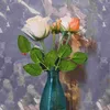 Kwiaty dekoracyjne 100 szt. Sztuczne liście róży Fałszywe dekoracje liści Róże girlandowe ozdoby symulacyjne akcesoria roślinne