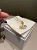 Mode Vivienne Jewelry Western Empress Dowagers 3D Earth Planet Halsband Transparent Full Diamond Orb Pendant Light Luxury High Grund Känsla Collar Chain Chain Chain