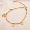 Pulsera de diseño Brazalete Chapado en oro de 18 quilates Acero inoxidable en forma de corazón Colgante Amante Regalo Pulsera Brazalete Cadena Pulsera de mujer para regalo de cumpleaños J12173