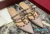 Luxe Klinknagels Slippers Sandalen Trouwschoenen Zomer Slippers Dames Slippers Platte studs Mode Schapenvacht Casual Loaf