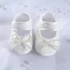 Primeiros caminhantes nascidos bonito laço branco batismo sapatos bebê menina princesa mocassins moccs sapato arco pérola calçado walker berço