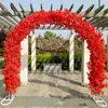 Decoração de festa de luxo peças centrais de casamento metal arco porta pendurado guirlanda flor stands com flores de cerejeira para decoração