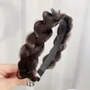 Nuovi accessori per capelli alla moda per le donne Fascia per capelli artificiali con turbante intrecciato fatto a mano per ragazze Fascia per capelli con perle brillanti