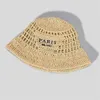 Modna szeroko zakrojona damska kapelusz Summer Straw Hat Women's Sun Shading Hat Luxury Designer Hat Modna pasiastka dziewczyna na plaży 240105