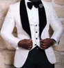 Vestes Nouveau style garçons d'honneur châle revers marié smoking rouge/blanc/noir hommes costumes mariage meilleur homme blazer (veste + pantalon + cravate + gilet) C46