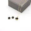 Stud Oorbellen Mode Strass Rose Bloem Sieraden Set Voor Vrouwen Fritillaria Pruim Ketting Elegante Party Charm Geschenken