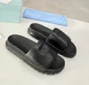 Designer Sandals Slippers Summer Men Women Shoes Shaped Multicolor Flora Slides Molded footbed in black Tonal rubber