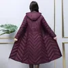 Trenchs pour femmes hiver 2024 longue sur le genou mode coupe cintrée veste rembourrée en coton détachable intérieur à capuche vers le bas