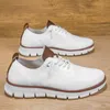 Scarpe casual da uomo alla moda Sneakers bianche 240104